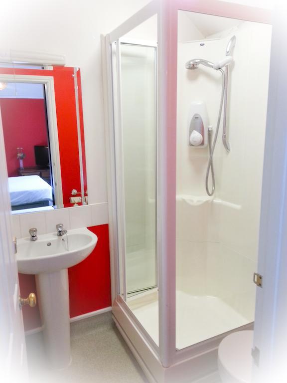 Rosemead Guest House Claygate Room photo